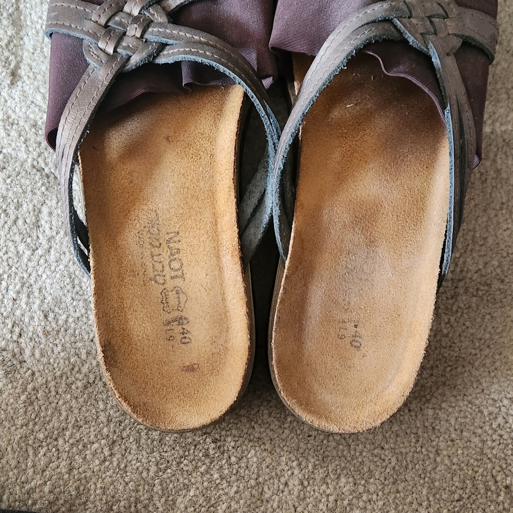 NAOT sandles